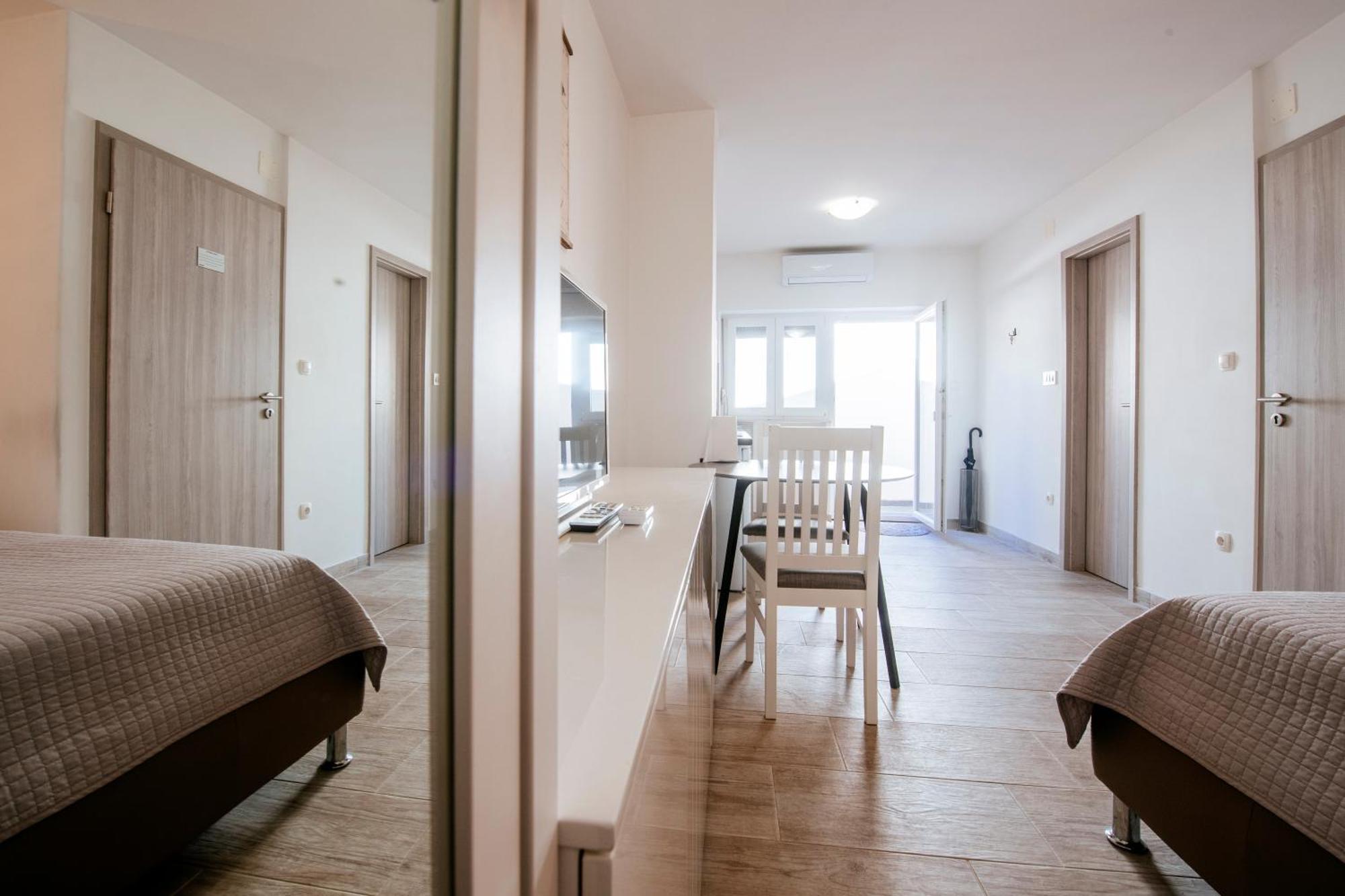 Apartmani Ema زادار المظهر الخارجي الصورة