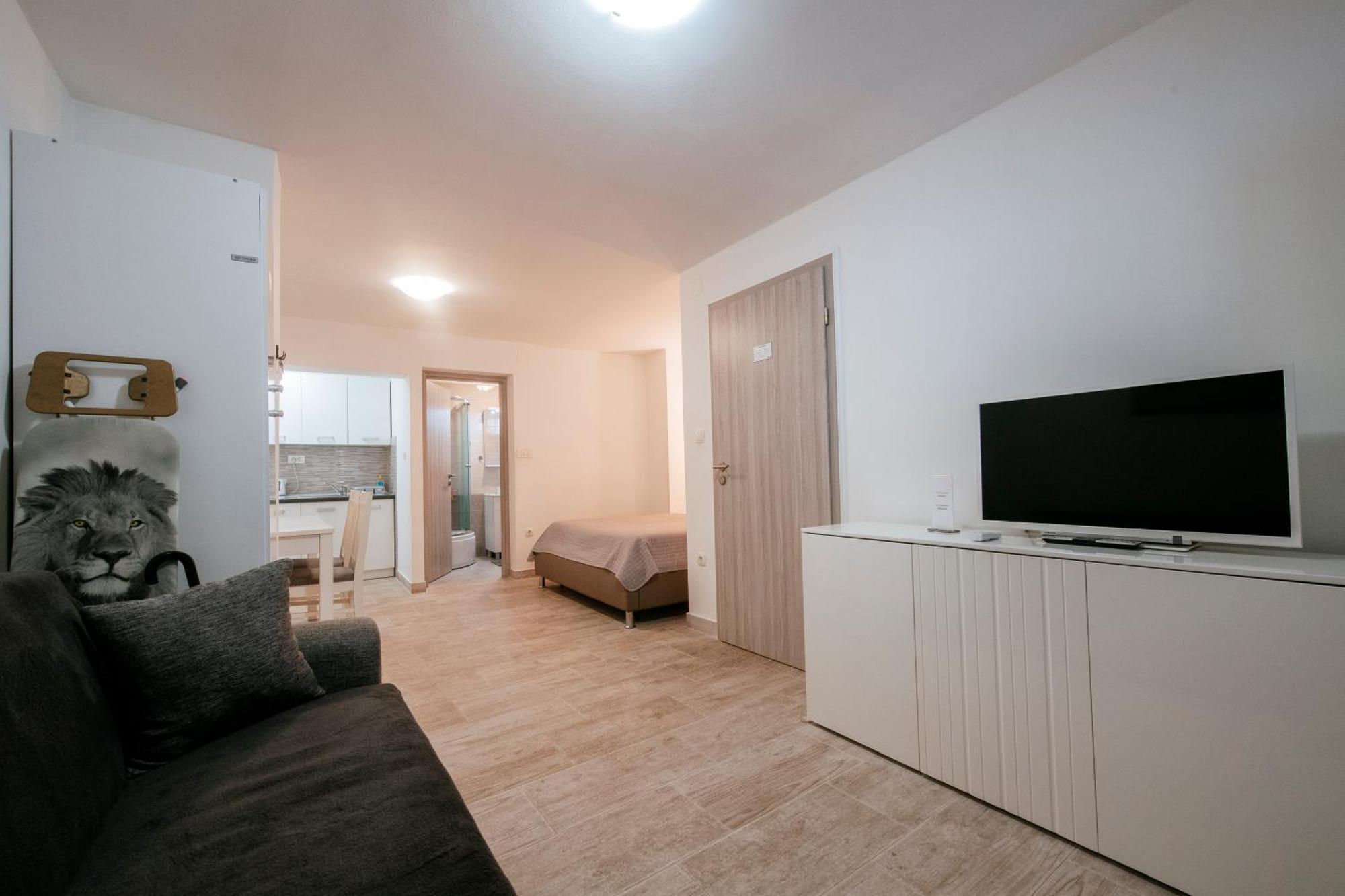 Apartmani Ema زادار المظهر الخارجي الصورة